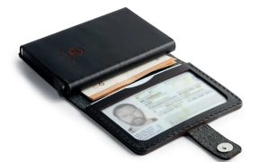 Dompet RFID