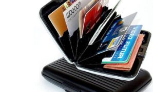 Dompet Card Holder Wanita Tampil Sederhana, namun Fungsional Dompet Card Holder Wanita Tampil Sederhana, namun Fungsional