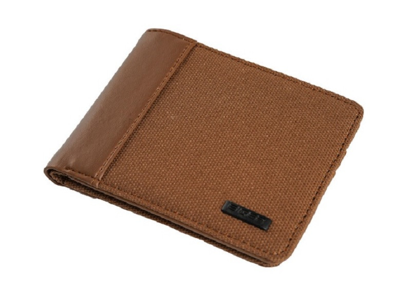 Rekomendasi Dompet Bahan Kanvas untuk Pria